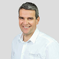 Mag. Jürgen Baku ESSECCA